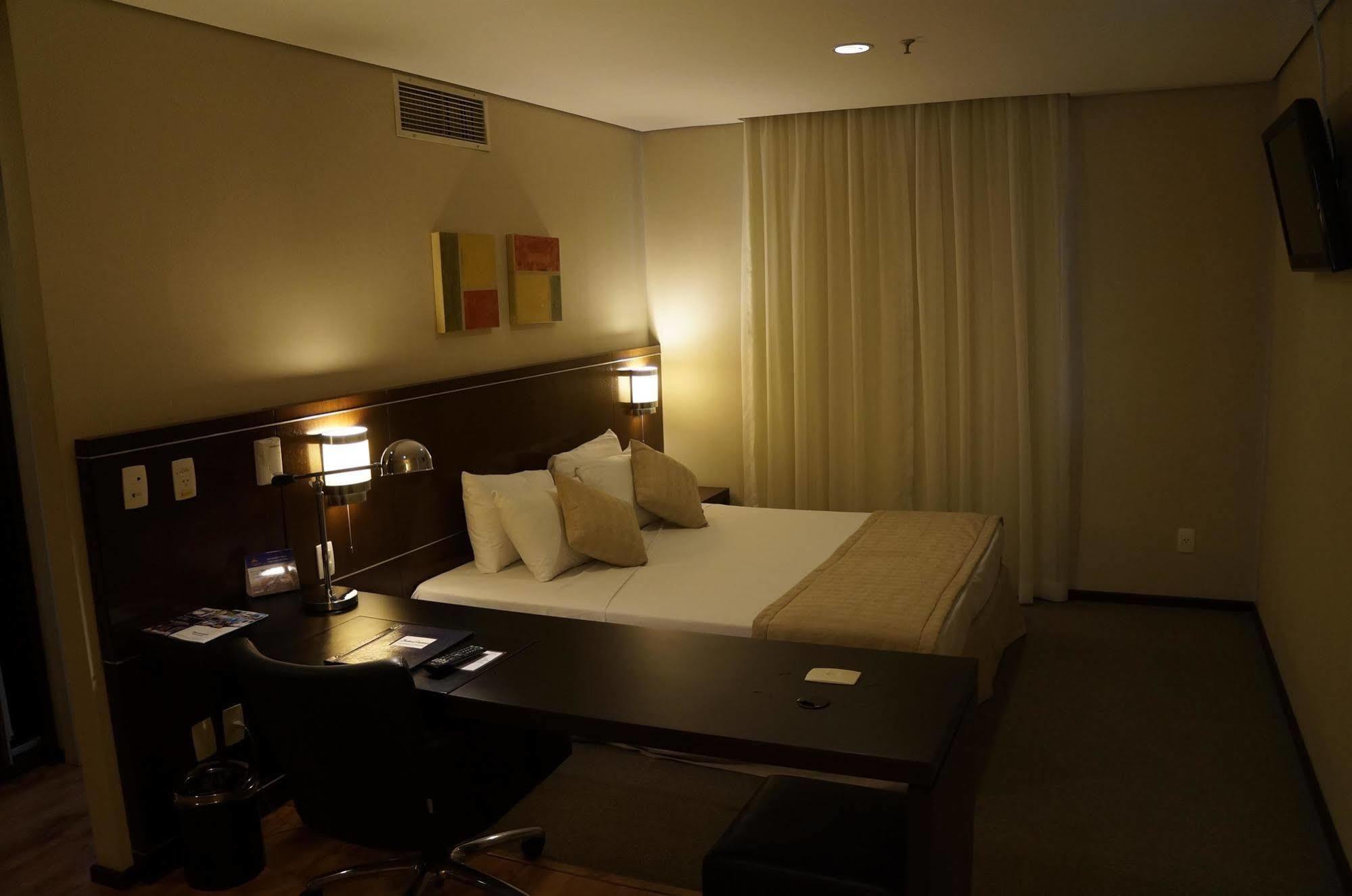 Travel Inn โอซาสโก ภายนอก รูปภาพ